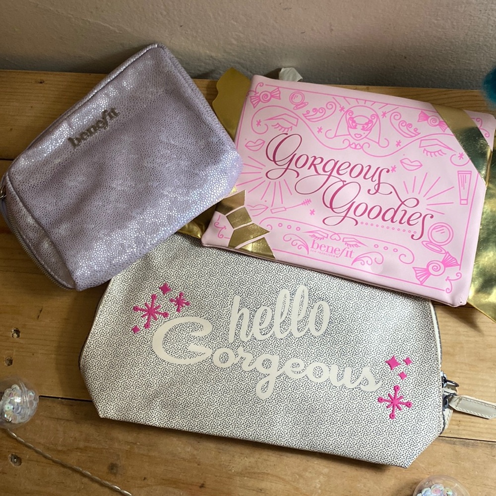 Cosmetic case by Benefit x 3 new discontinued